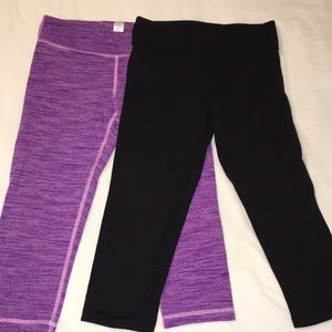 Black and purple Ivivva cropped leggings